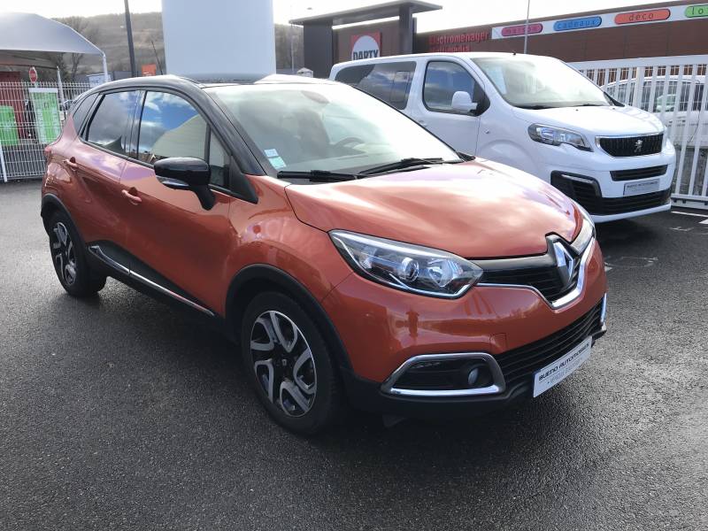 renault captur intens orange proche volvic