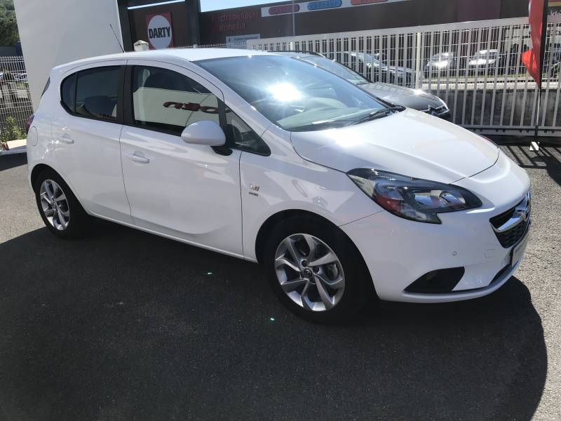 Opel Corsa Blanc 10 000kms proche ménétrol