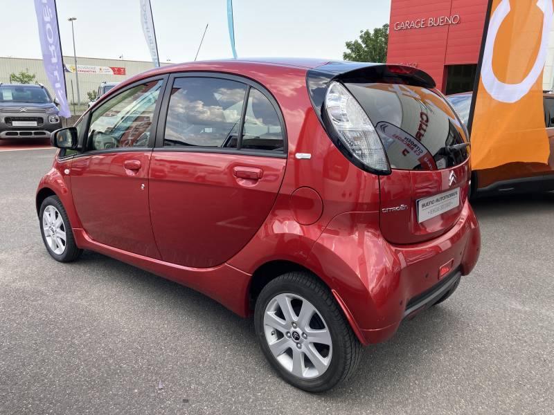 C 0 entretien véhicule électrique