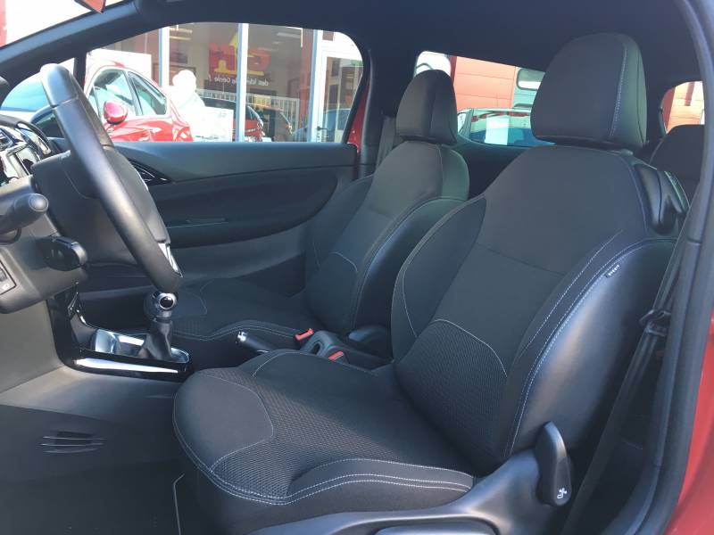 DS 3 110 PURETECH SO CHIC VOITURE