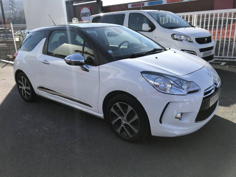 CITROEN DS3 Sport chic TURBO ESSENCE