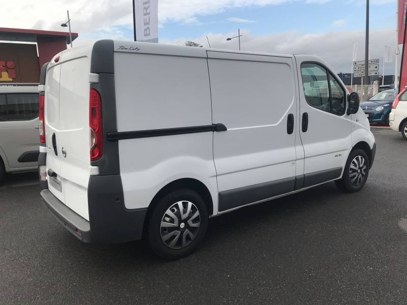 NISSAN PRIMASTAR VIVARO OCCASION PROCHE AUVERGNE