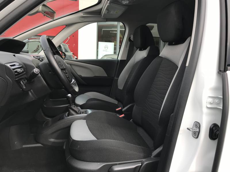 Citroën C4 Picasso puretech 130 Manuelle proche gerzat