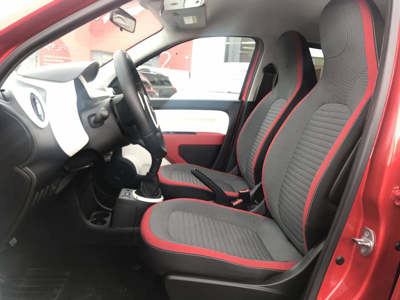 TWINGO III ESSENCE ZEN CLIM ROUGE PROCHE VOLVIC